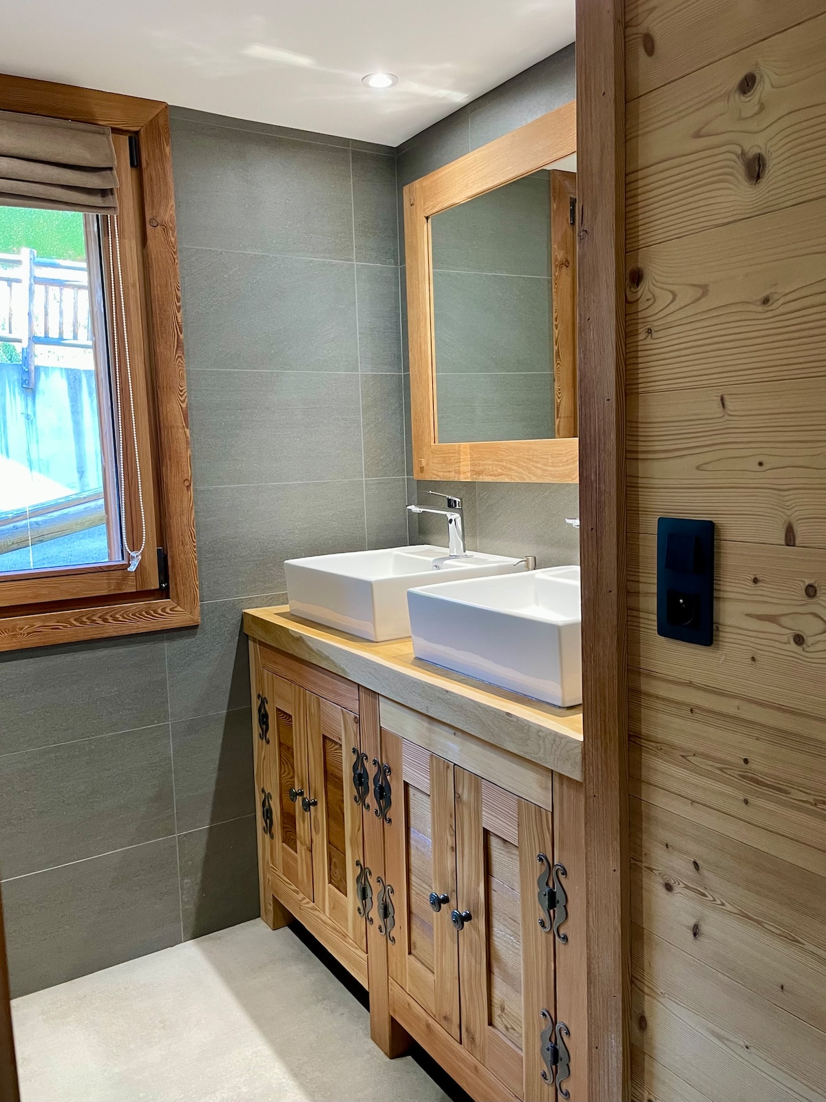 La salle de bain de la chambre principale