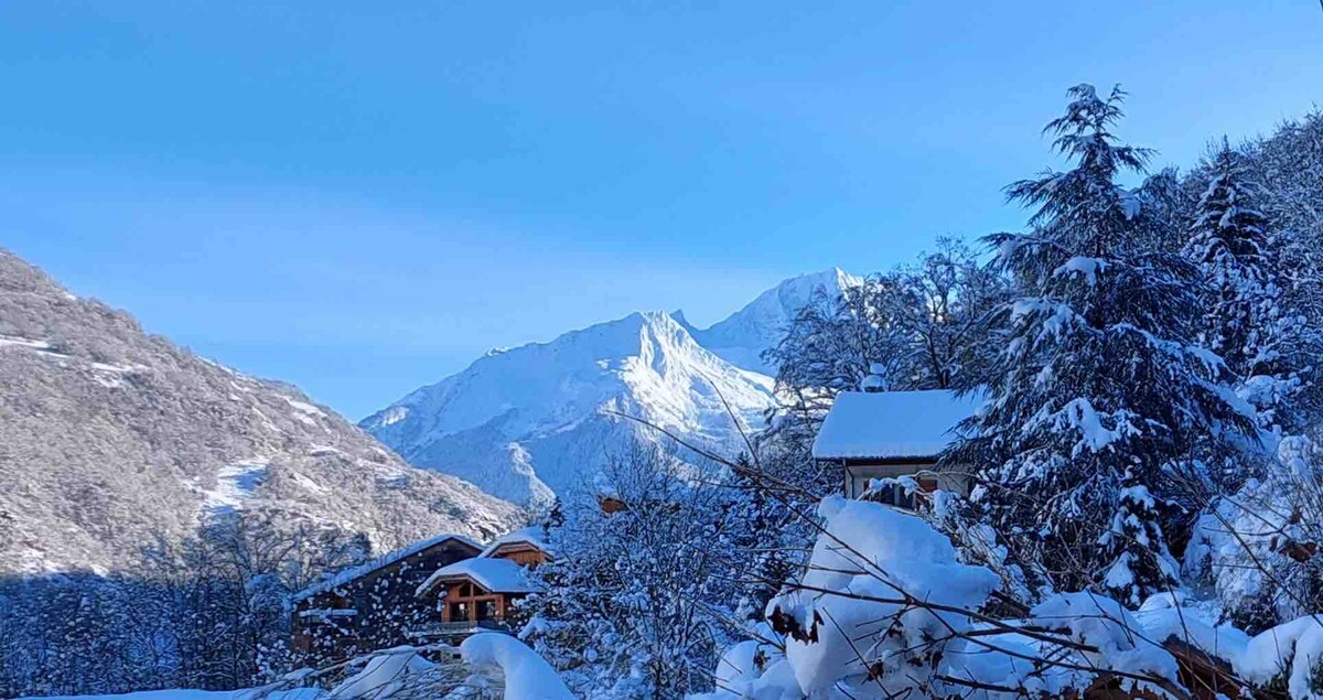 La vue depuis le balcon du séjour