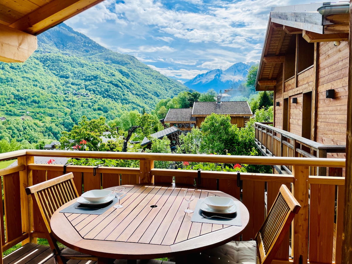Le balcon et la vue montagne