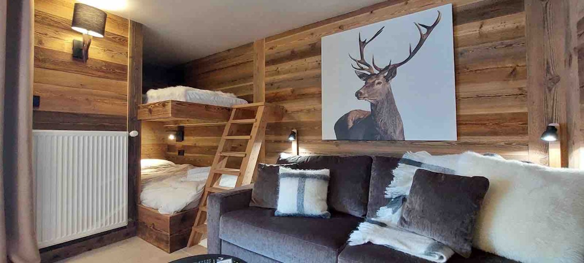 La pièce de vie et les couchages